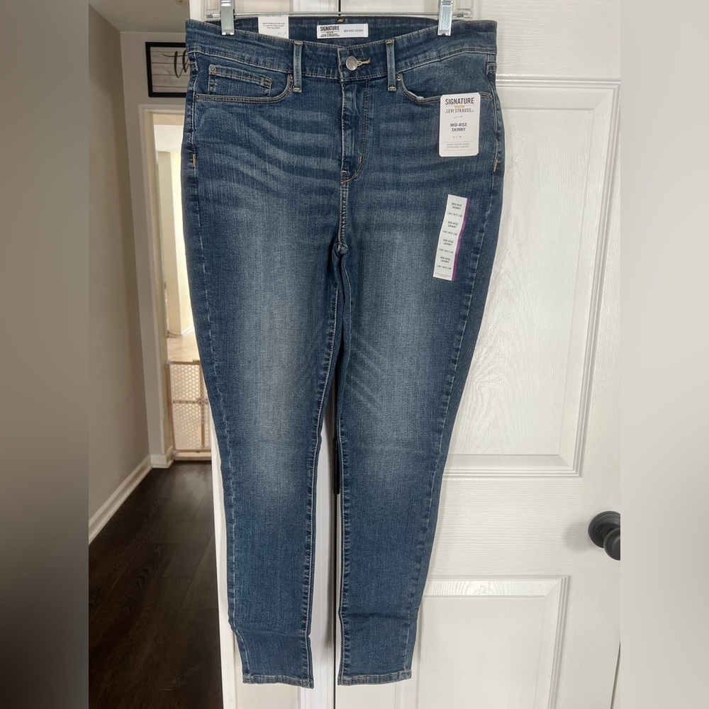 Signature by Levi Strauss Women's Blue Skinny Jeans